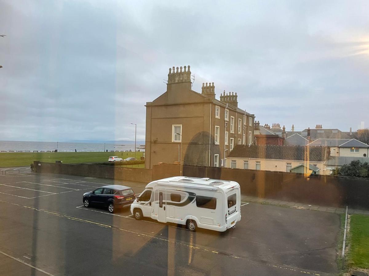 Holiday Apartment Ardrossan Exterior photo